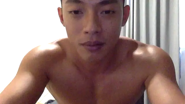 Snapshot of Yooo17 chatting on 04.23.26 Yooo17 online show from 04.23.26