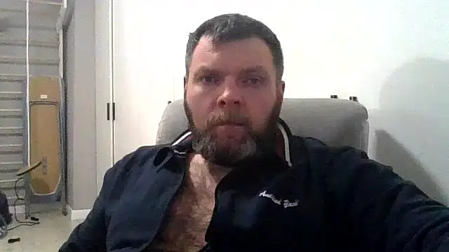 Snapshot of Hot_Adonis chatting on 02.12.26 Hot Adonis online show from 02.12.26