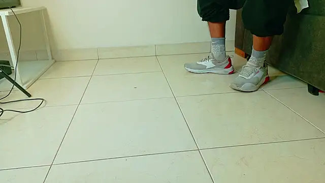 Snapshot of AndrewKenoxx_ chatting on 02.16.26 AndrewKenoxx online show from 02.16.26