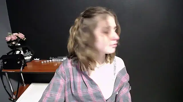 Sunny siren online show from 02.08.26