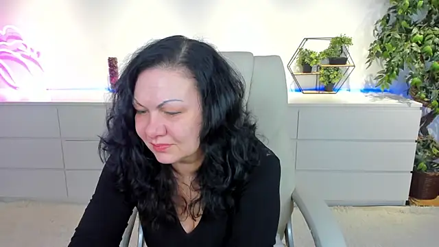 IrissMoon online show from 03.14.26