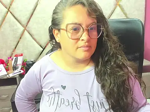 Sarah Boobs  online show from 04.21.26