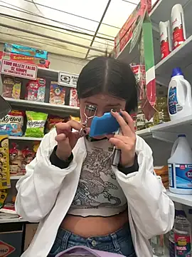 StrawberryPink  online show from 02.27.26