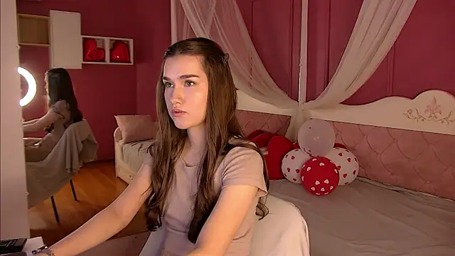 Snapshot of StellaPierce chatting on 02.24.26 StellaPierce online show from 02.24.26