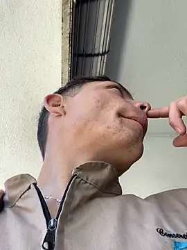 santiObrero online show from 01.17.26