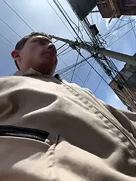 santiObrero online show from 07.17.26