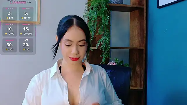 Snapshot of Sienna-Gold chatting on 02.10.26 Sienna-Gold online show from 02.10.26