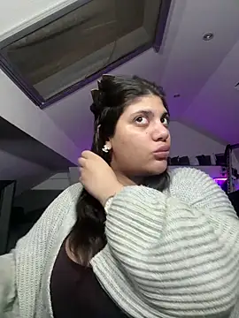 MinaKhalina online show from 01.31.26