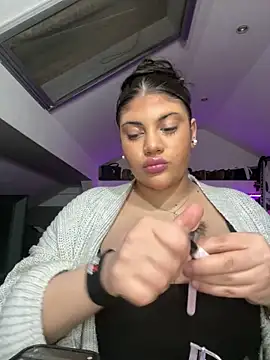 MinaKhalina online show from 02.22.26