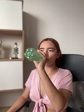 Carithooo online show from 03.20.26