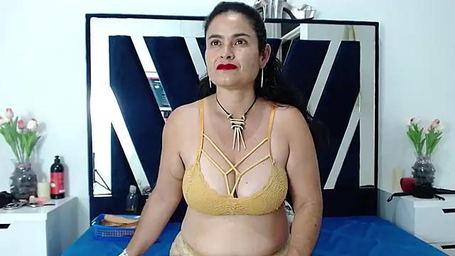 CrystallGomes online show from 03.16.26