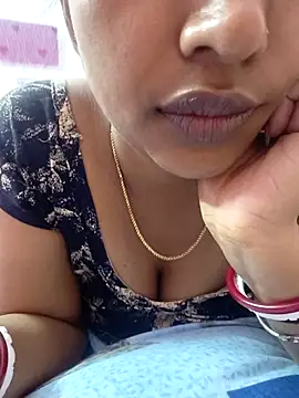 Hot-Tinaa online show from 03.24.26