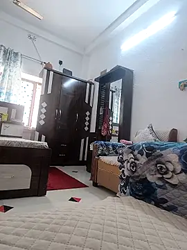 Hot-Tinaa online show from 04.06.26