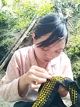 Snapshot of lia-coy chatting on 02.11.26 lia-coy online show from 02.11.26