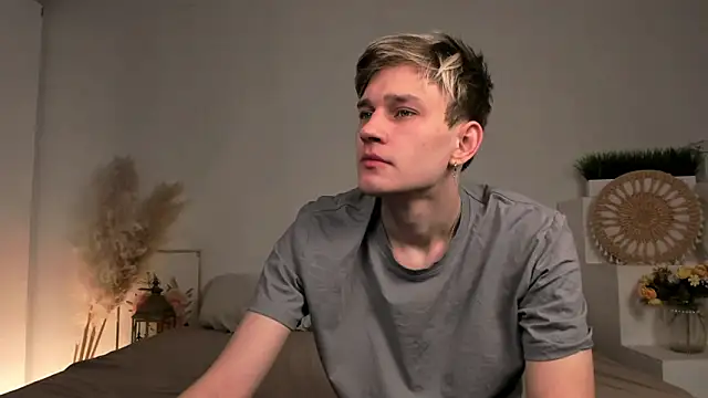 Snapshot of Volan_Starts chatting on 02.09.26 Volan Starts online show from 02.09.26