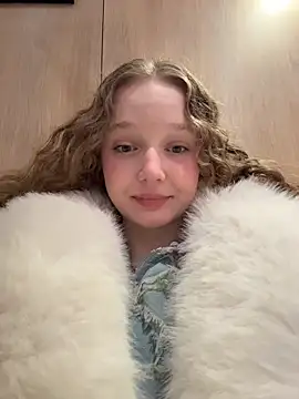 outside rosy online show from 03.15.26