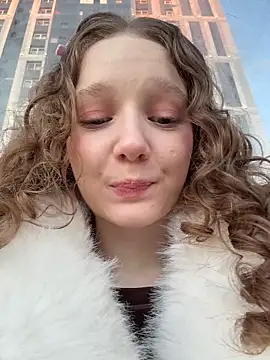 outside rosy online show from 03.21.26