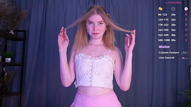 LanaRoxxy online show from 04.04.26