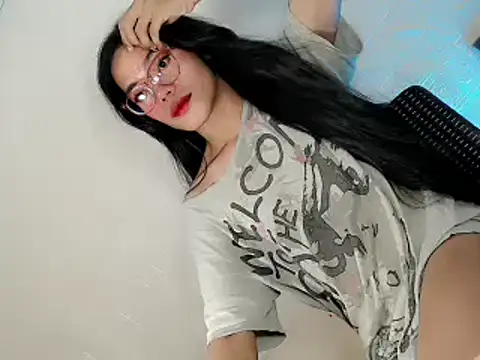 Urhotfucking veronica1 online show from 02.17.26