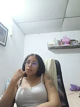 Snapshot of cristal_adams11 chatting on 07.14.26 cristal adams11 online show from 07.14.26