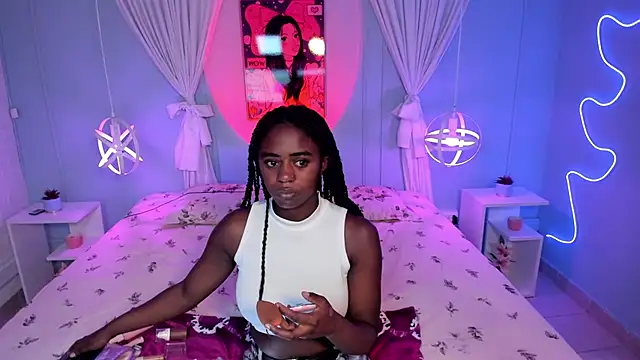 Snapshot of naomi_campell chatting on 02.19.26 naomi campell online show from 02.19.26