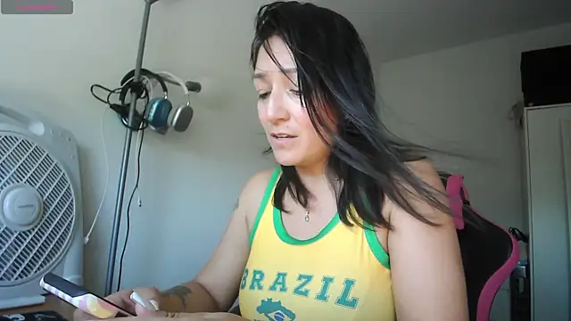 Yulian Milf online show from 06.25.26