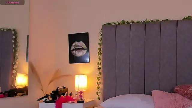 PAMELA BRANZ online show from 04.17.26