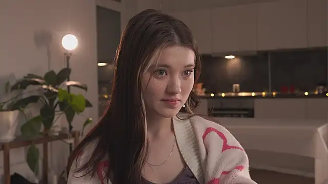 Snapshot of EleniRoeber chatting on 02.02.26 EleniRoeber online show from 02.02.26