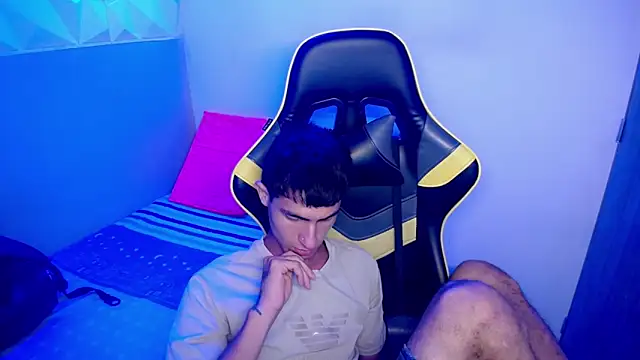 Akyra latinn online show from 02.21.26