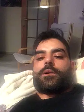 Snapshot of solsit1990 chatting on 02.02.26 solsit1990 online show from 02.02.26