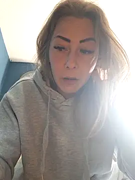 dewimp1 online show from 04.19.26