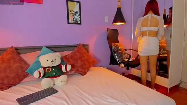 lanablacke  online show from 03.04.26