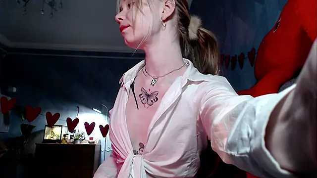 Austeja Ona online show from 02.17.26