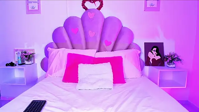 Snapshot of Ms_zozi_ chatting on 02.22.26 Ms zozi online show from 02.22.26