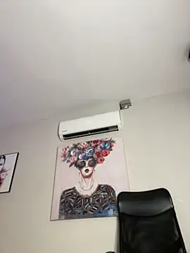chiarabonds online show from 05.19.26