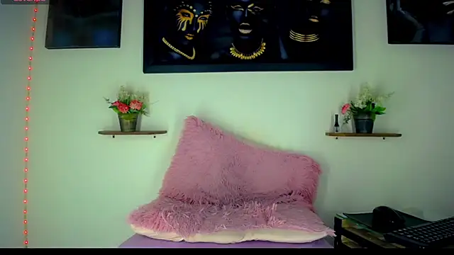 Tatoo Noah online show from 02.21.26