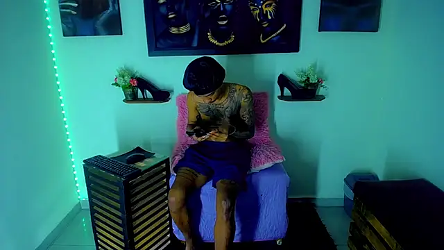 Tatoo Noah online show from 03.31.26