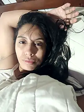 LizaLorini online show from 04.16.26