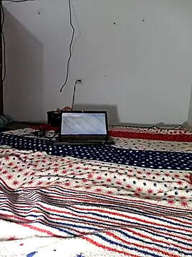 Zara  Flor online show from 02.13.26