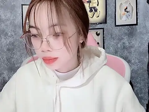 Suki 99 online show from 02.03.26