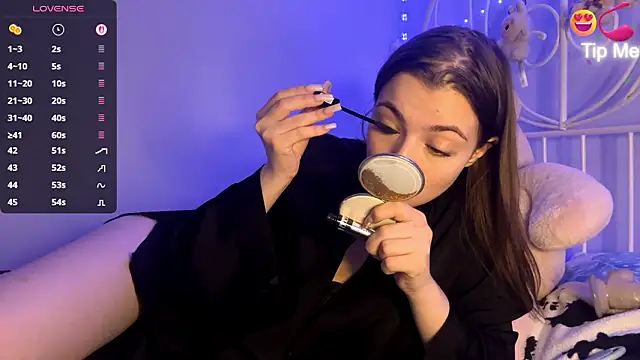 Snapshot of MistressBabe chatting on 02.07.26 MistressBabe online show from 02.07.26