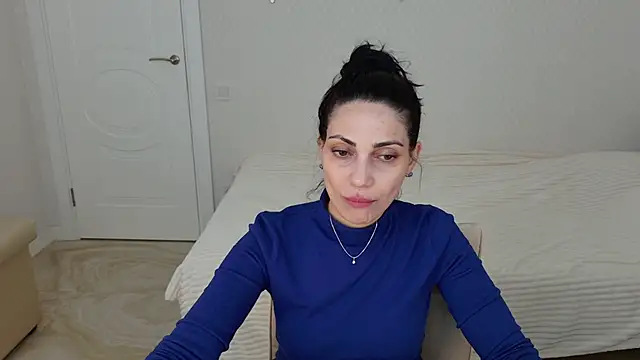 LovelyBeatrice online show from 03.05.26