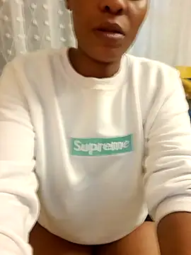 Snapshot of Barbieee1301 chatting on 02.22.26 Barbieee1301 online show from 02.22.26