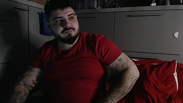 Snapshot of HiddendesireXO01 chatting on 02.23.26 HiddendesireXO01 online show from 02.23.26