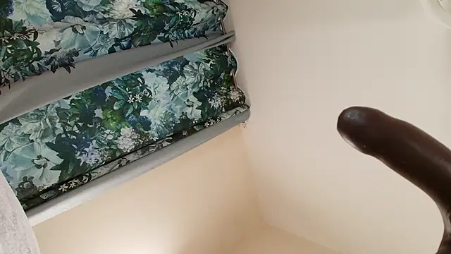 naughtiestgal online show from 04.20.26