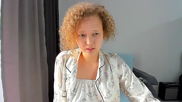 Senya Sol online show from 02.19.26