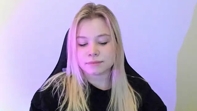 Lulu Di online show from 02.17.26