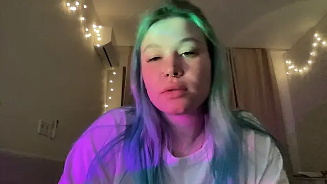 Lulu Di online show from 04.19.26