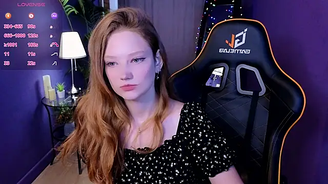 Snapshot of Your_lilith_ chatting on 06.18.26 Your lilith online show from 06.18.26