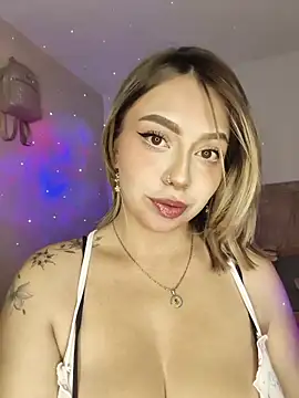 Snapshot of BellaDonna_16 chatting on 04.29.26 BellaDonna 16 online show from 04.29.26